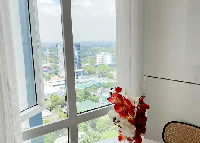 Cozy With Free Pool Access & Ps4 Located At Qc - Luxx Haven Aparthotel Manila